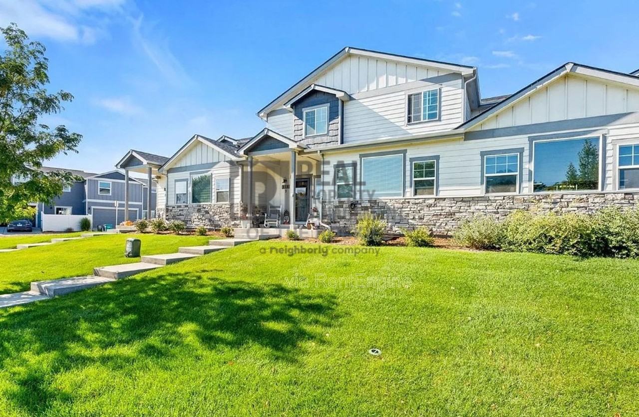 218 East Chestnut Street #2