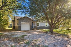 featured image of 3621 Redbird St