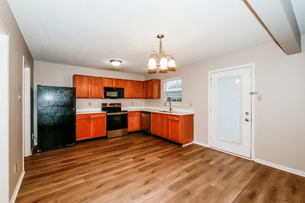 2308 Harvest Moon Drive - Photo 7 of 17