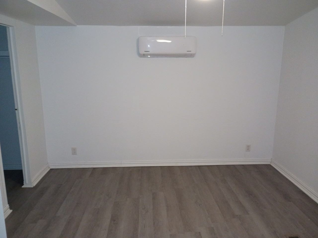 206 5th Ave - Photo 7 of 14