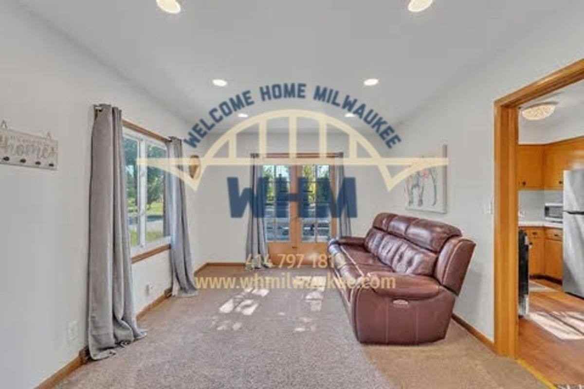 8608 W Villard Ave - Photo 3 of 10