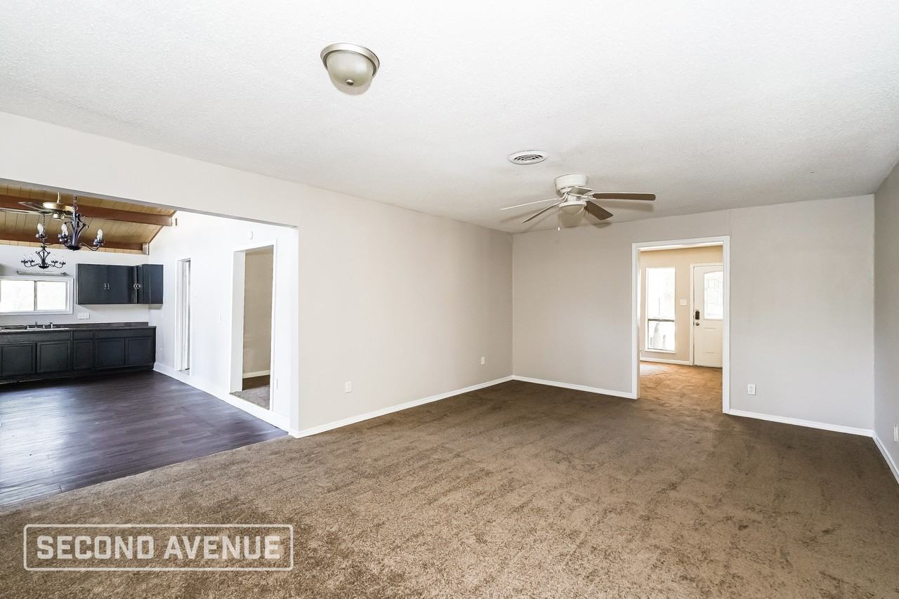 5824 Fursman Avenue - Photo 6 of 26