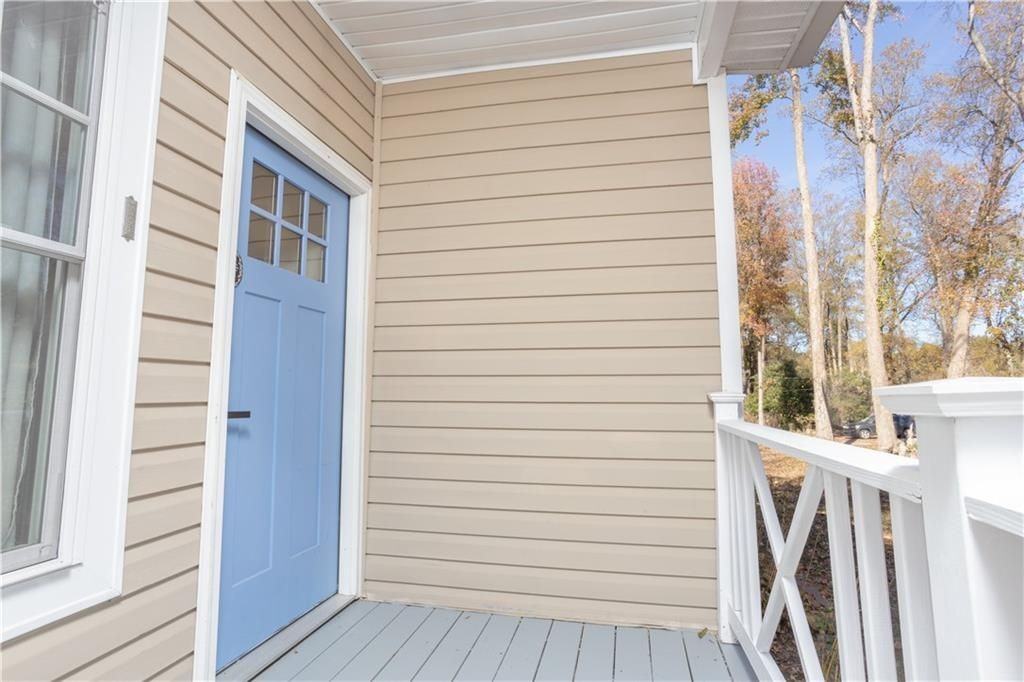 183 Burbank Drive Southwest - Photo 2 of 24