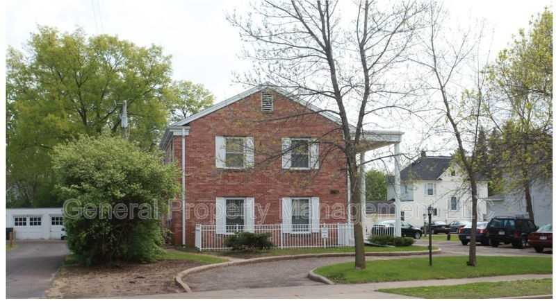 1215 State St Apt 6 - Photo 2 of 17