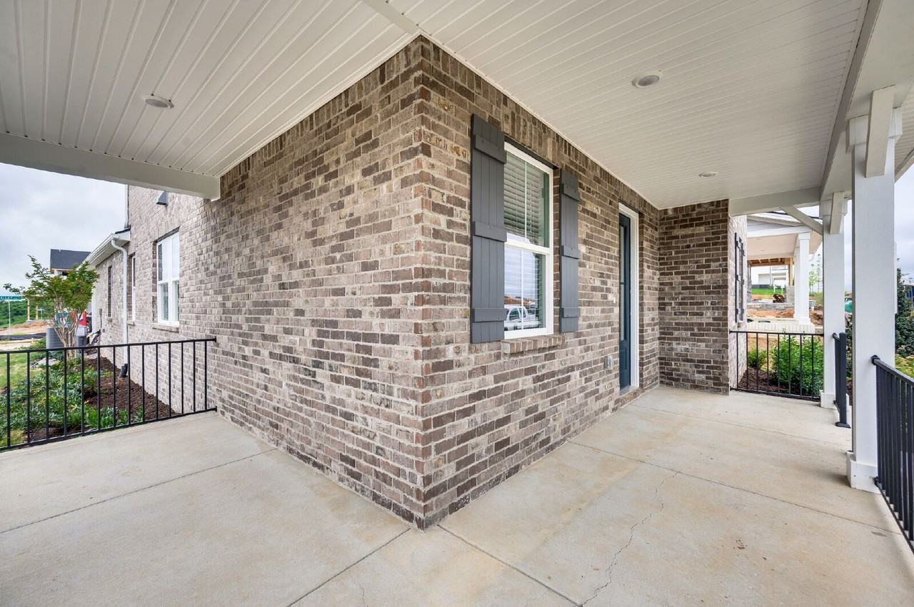 4048 Poplar Farms Dr - Photo 6 of 50