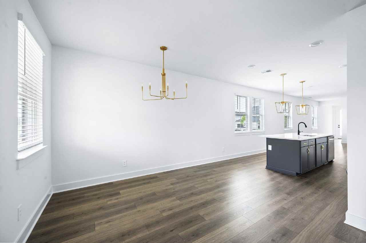 4048 Poplar Farms Dr - Photo 7 of 50