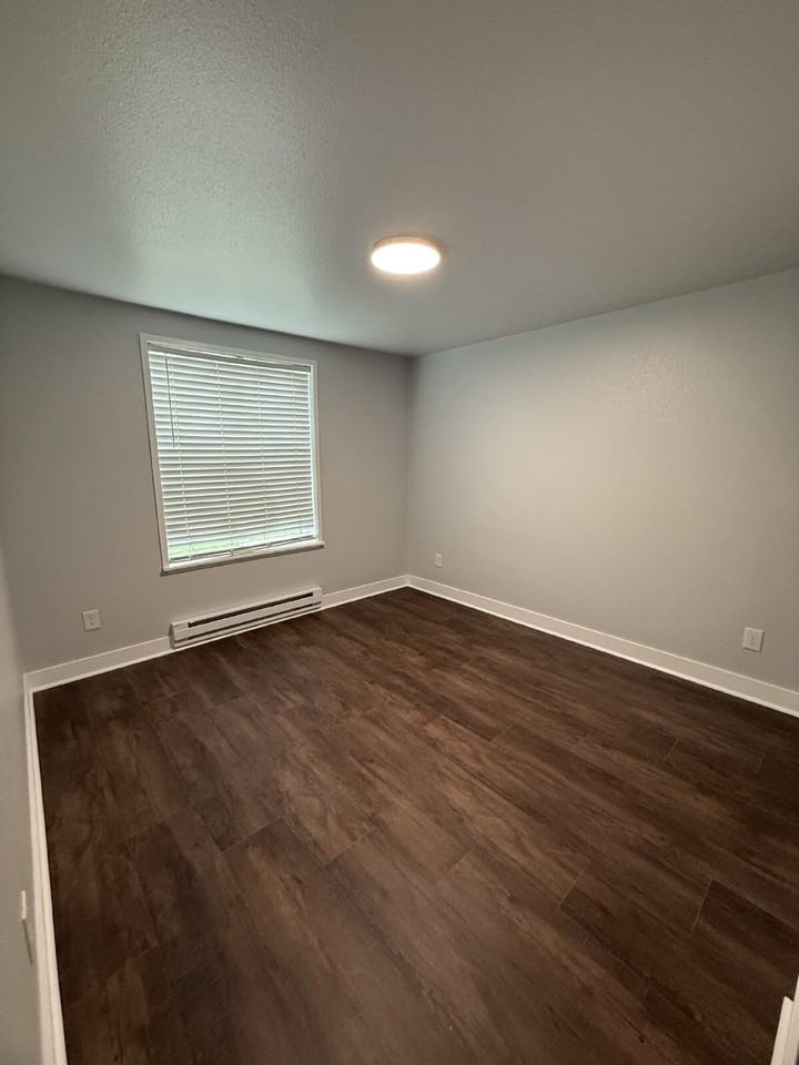 5011 157th Avenue Ct E Apt C - Photo 6 of 21