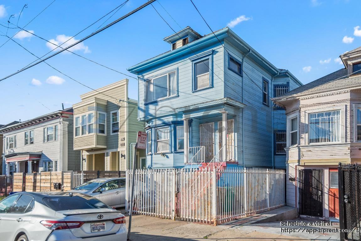 848 Mead Avenue - Photo 2 of 31