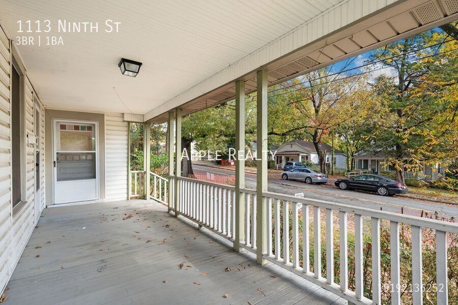 1113 9th Street - Photo 2 of 12