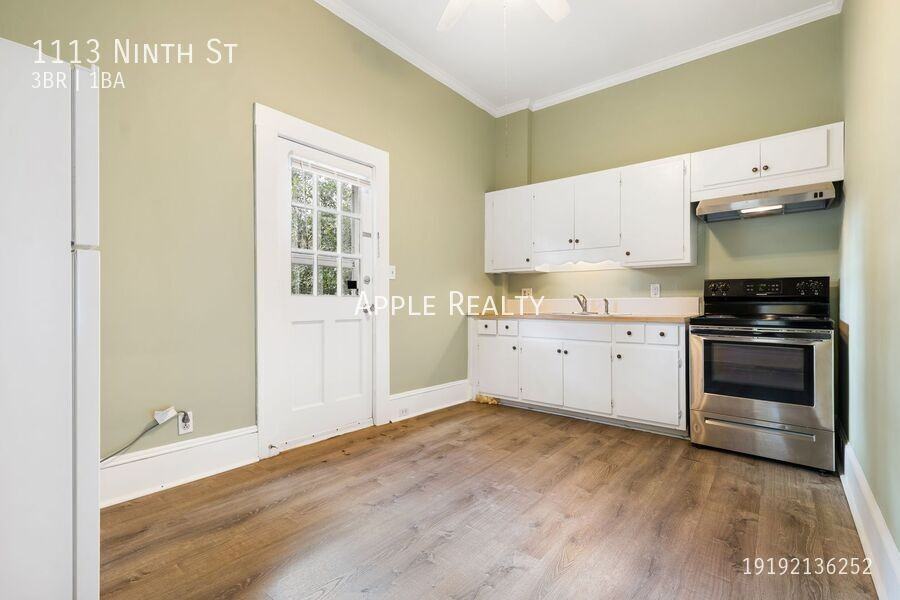 1113 9th Street - Photo 5 of 12