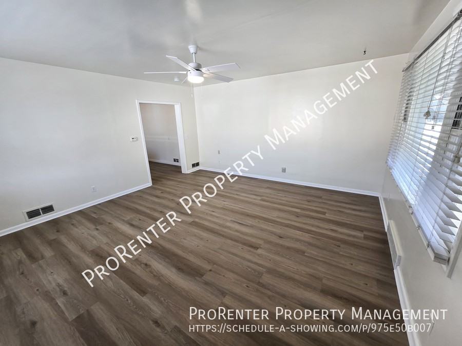 2338 Van Buren Avenue - Photo 3 of 16