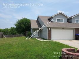 featured image of 4426 Southeast Oakview Court