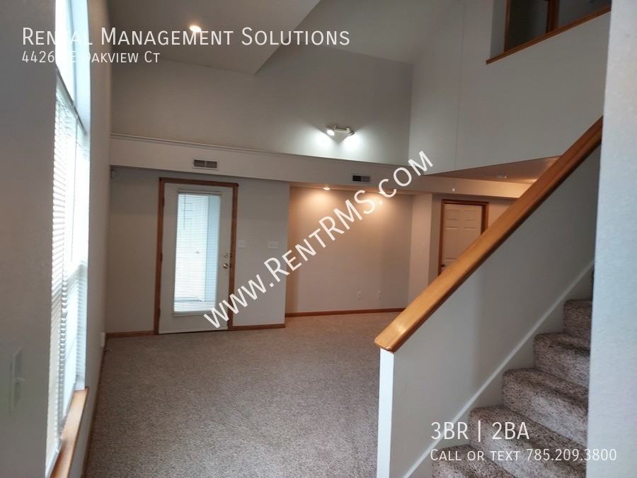 4426 Se Oakview Ct - Photo 3 of 34