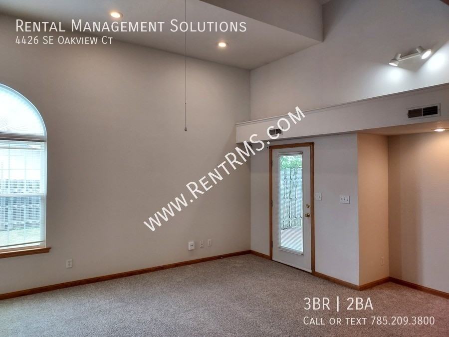 4426 Se Oakview Ct - Photo 6 of 34