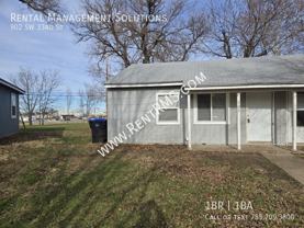 902 Southwest 33rd Street - Photo 1 of 1