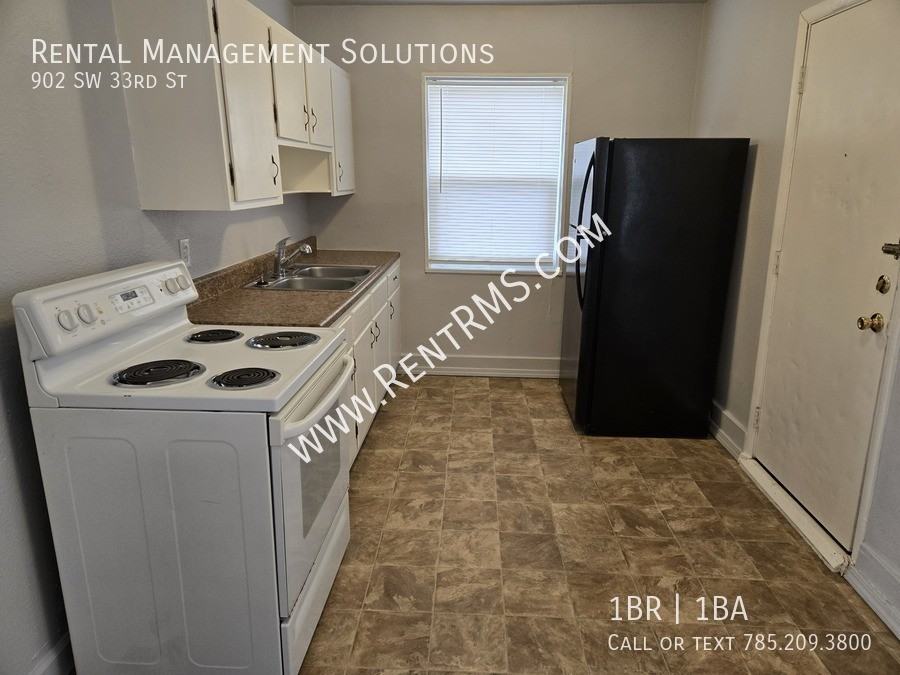 902 Sw 33rd St - Photo 4 of 9