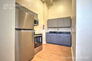 featured image of 220 East Chestnut Street #3A
