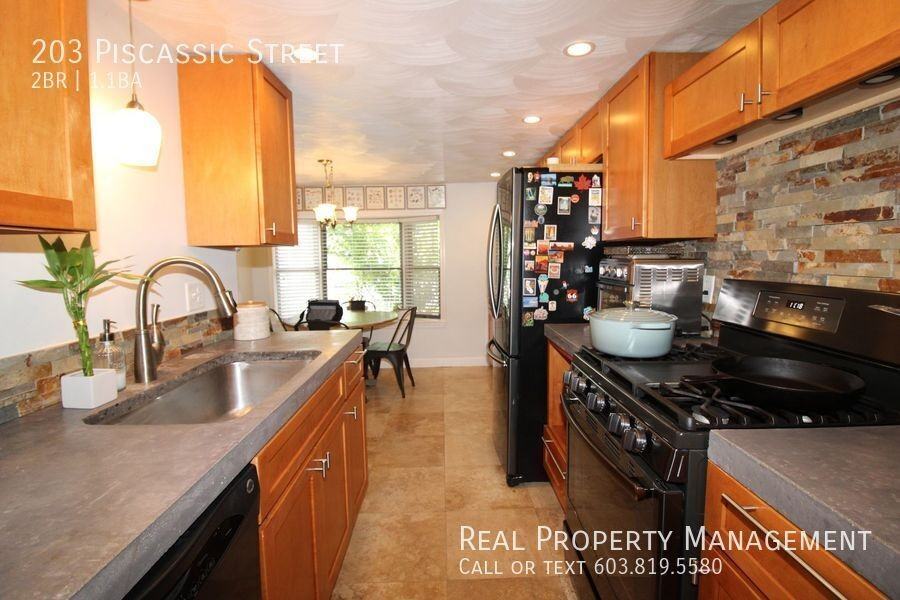 203 Piscassic St - Photo 2 of 19