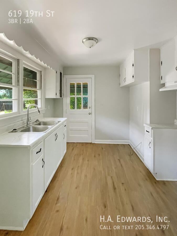 619 19th Street - Photo 2 of 10