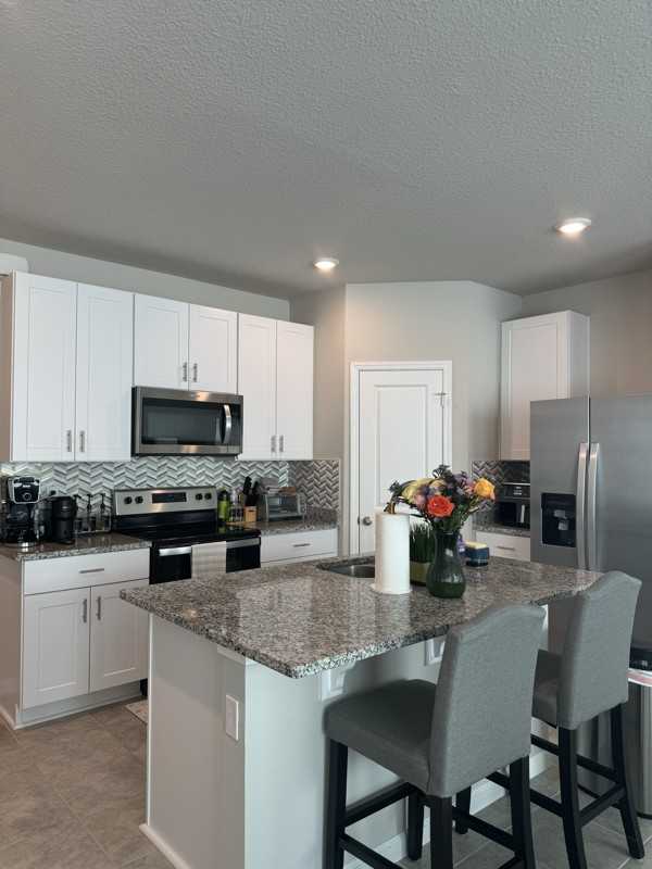 5649 Mentmore Dr - Photo 2 of 18