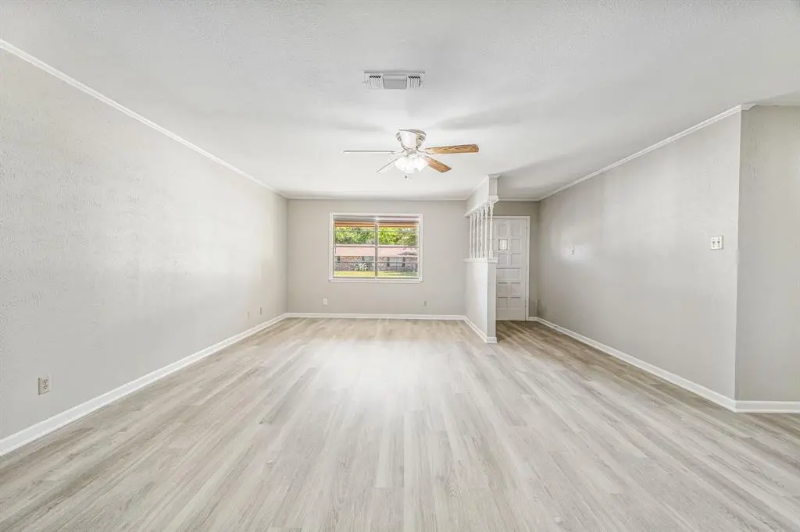 1016 North Meadowlark Lane - Photo 3 of 17