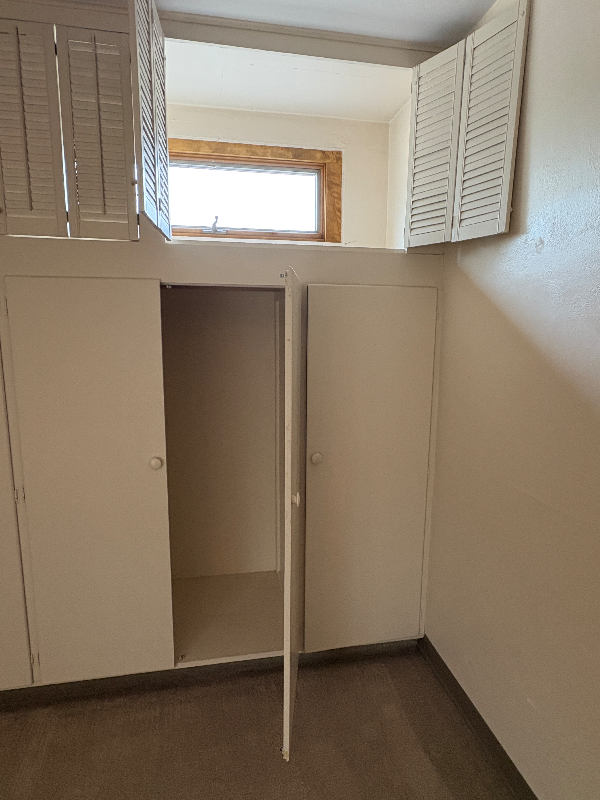 1000 Melrose Ave #1 - Photo 5 of 9