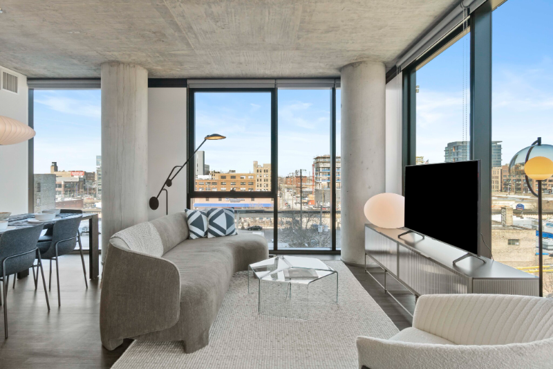 155 North Elizabeth Street - Photo 5 of 16