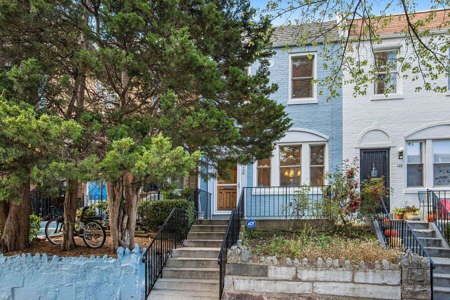 124 16th St Ne - Photo 2 of 50