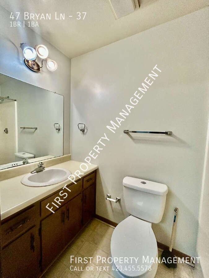 47 Bryan Lane #37 - Photo 7 of 8