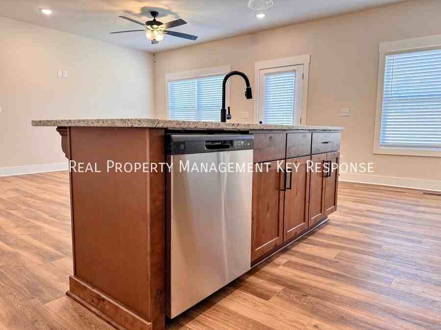 1170 1170 Angus Way - Photo 6 of 20