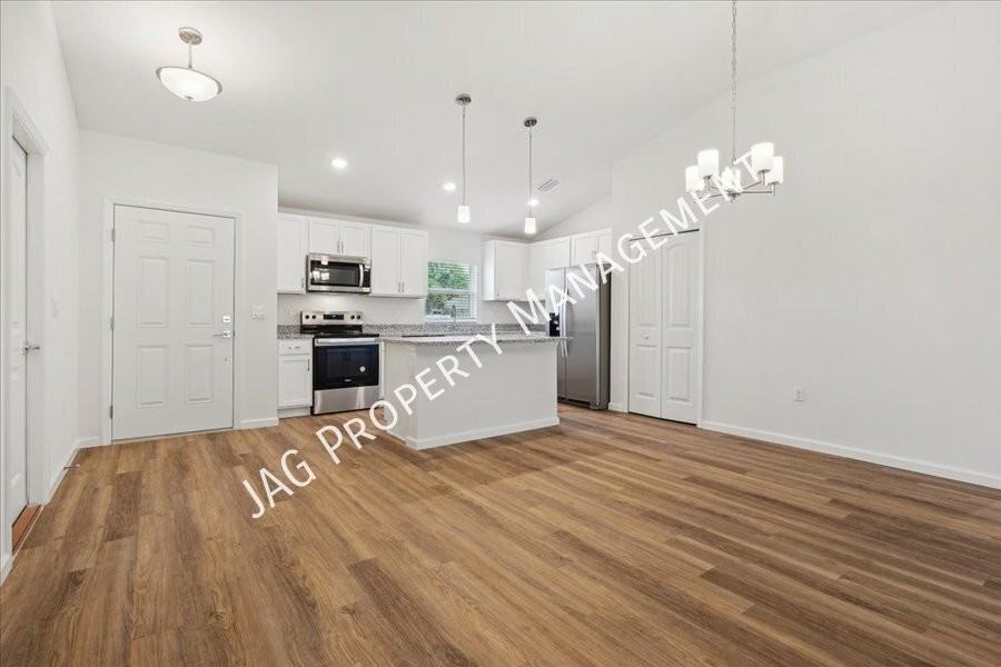 233 Bird Of Paradise Dr - Photo 2 of 27