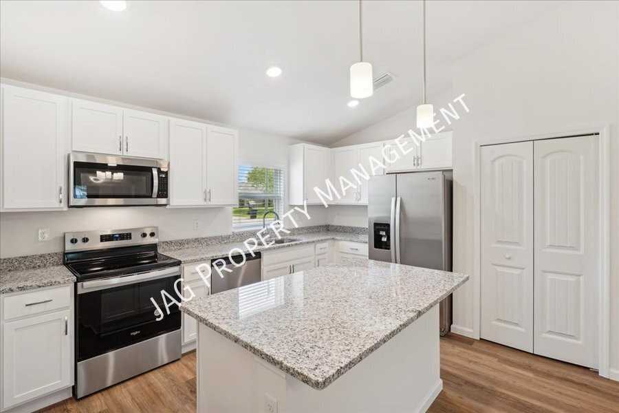 233 Bird Of Paradise Dr - Photo 7 of 27