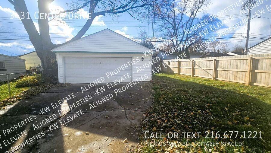 3431 Center Dr - Photo 4 of 24