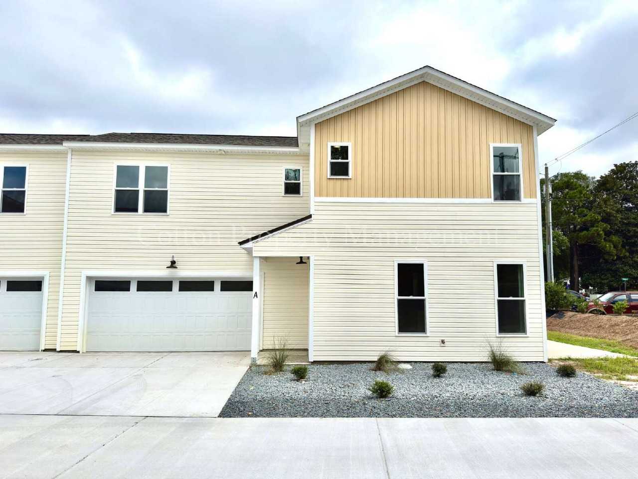 2860 Worth Drive #C - Photo 2 of 32