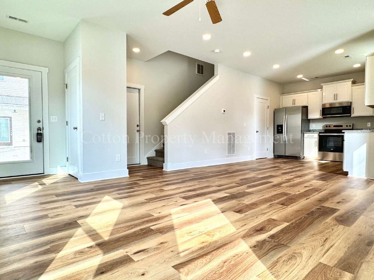 2860 Worth Drive #C - Photo 6 of 32