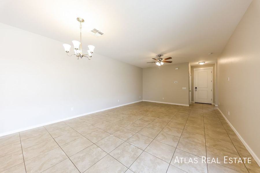 14735 Alexandria Way - Photo 6 of 22