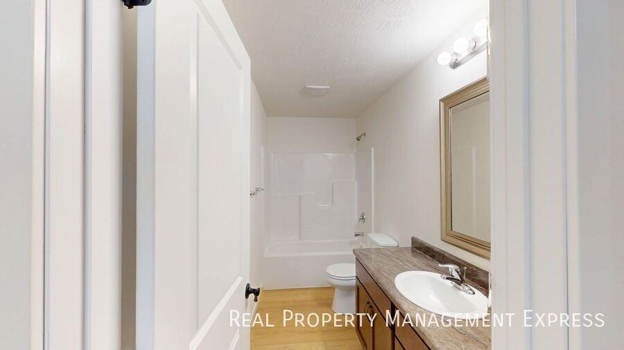 9606 West Tunis Drive - Photo 7 of 14