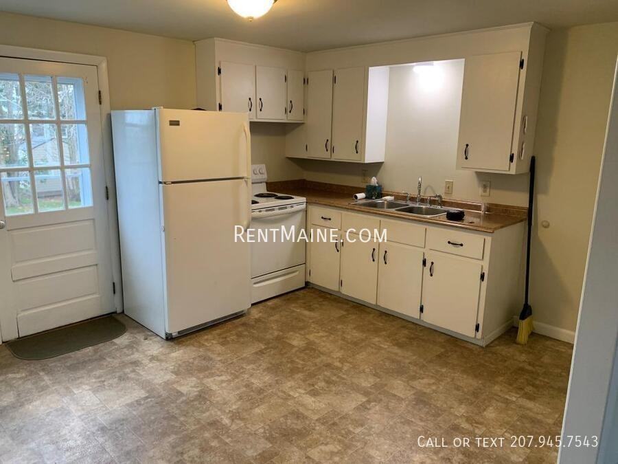 33 Yale St - Photo 3 of 15