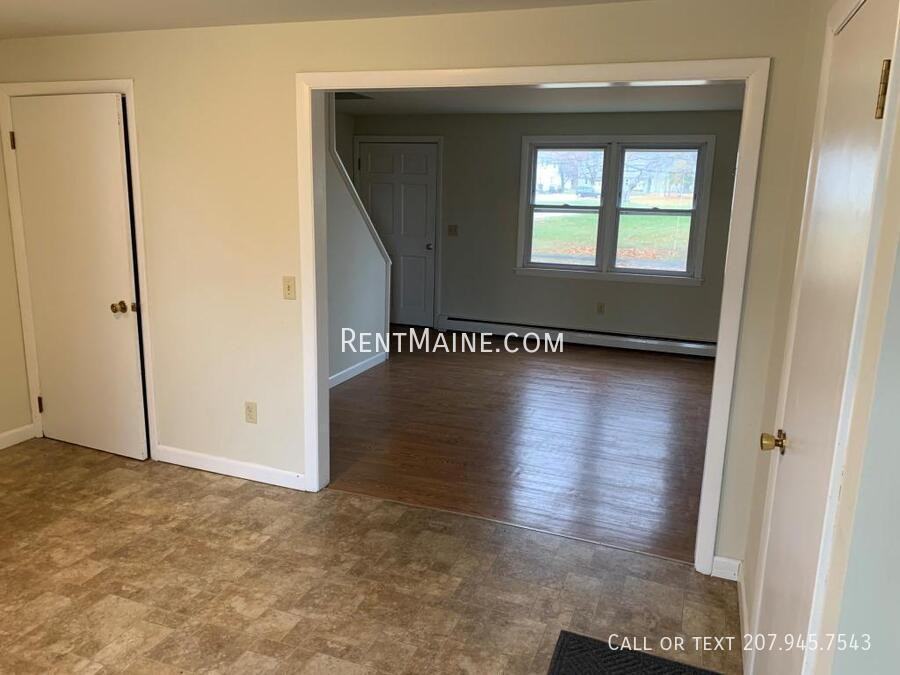 33 Yale St - Photo 5 of 15