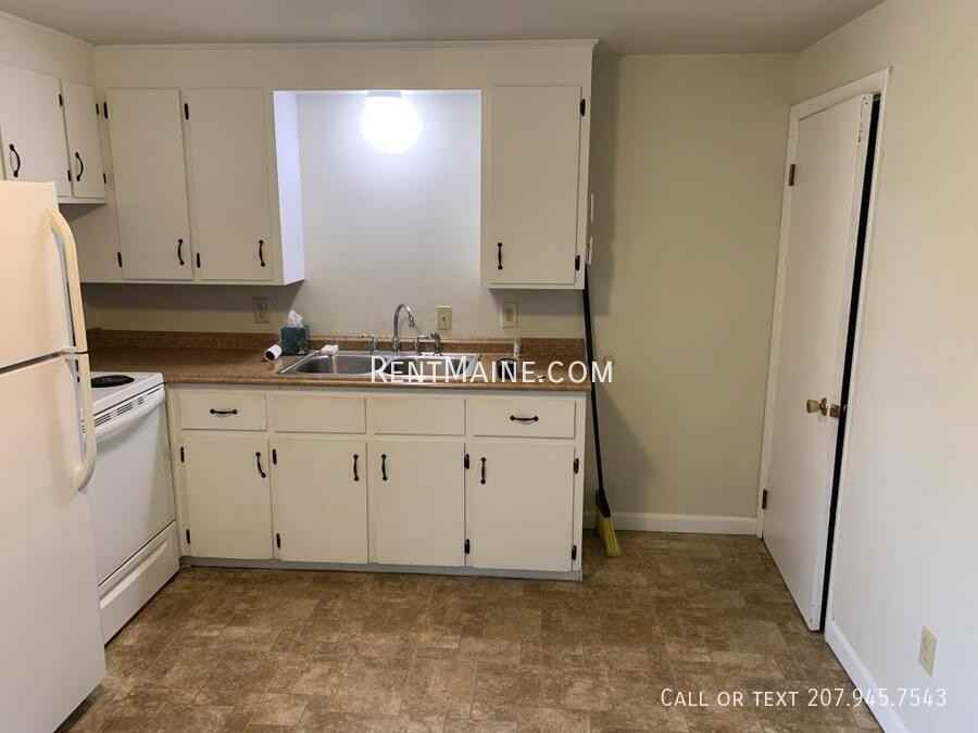 33 Yale St - Photo 6 of 15