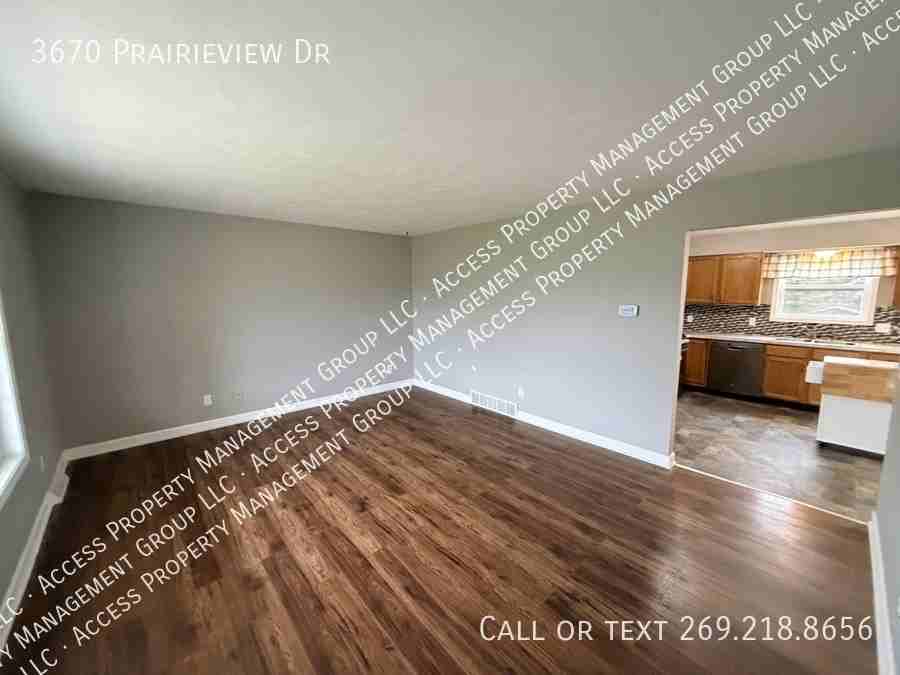 3670 Prairieview Dr - Photo 2 of 46