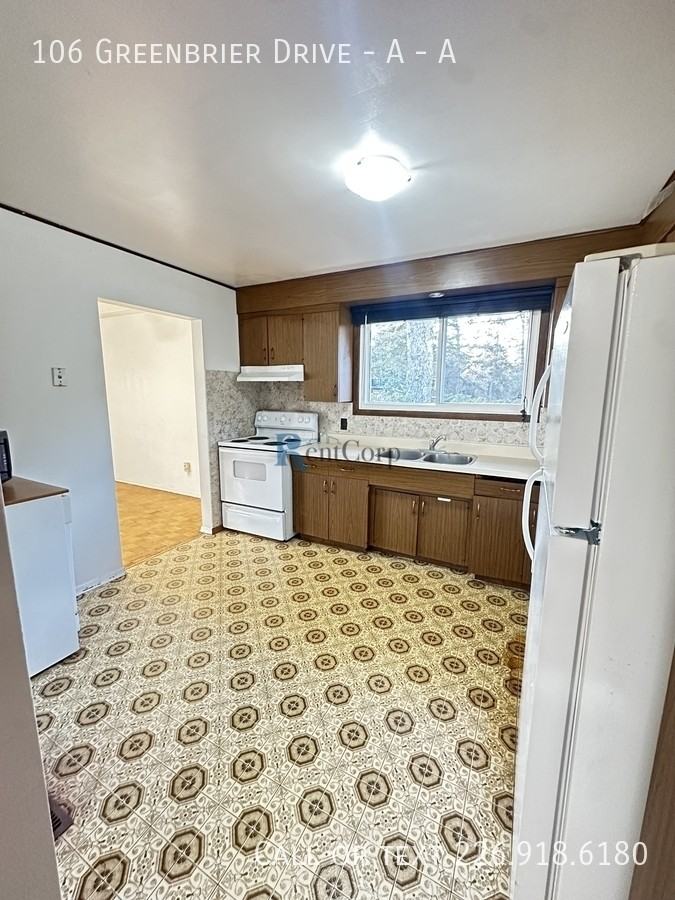 106 Greenbrier Dr #A - Photo 7 of 23