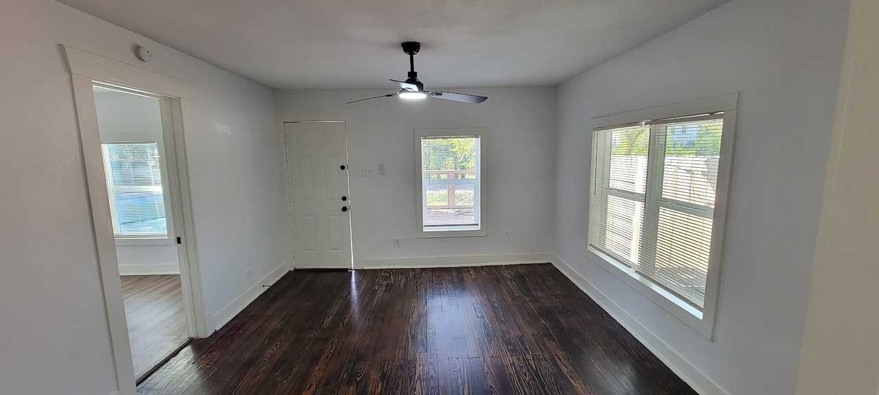 4208 Delhi St #4208 - Photo 5 of 12