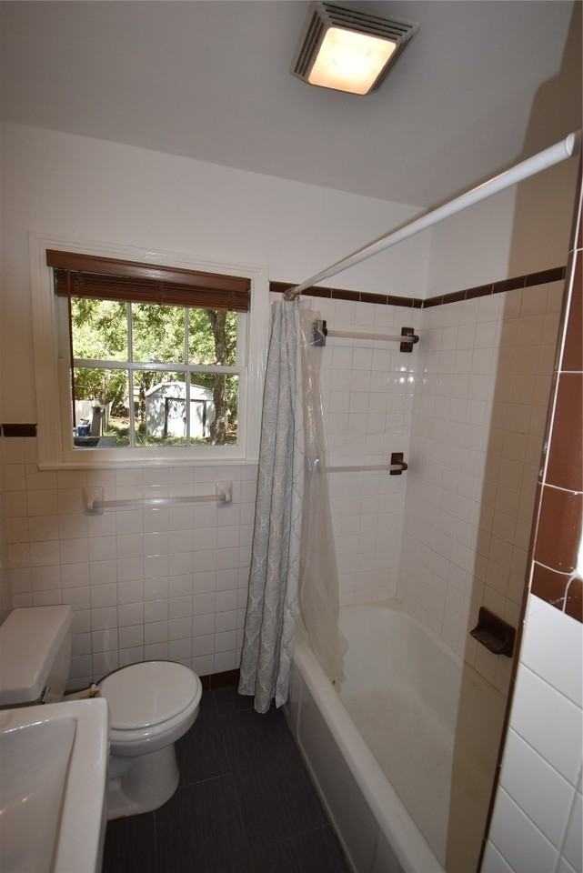 1606 Margaret Street #1606 - Photo 3 of 15