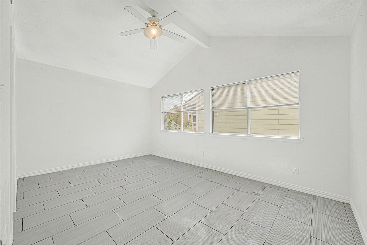 11878 Fairpoint Dr #11878 - Photo 2 of 26