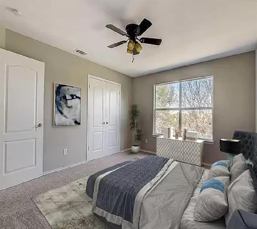 1008 York Court #1008