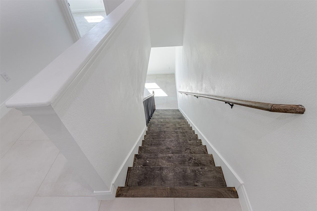 4008 Bennington St #4008 - Photo 3 of 50