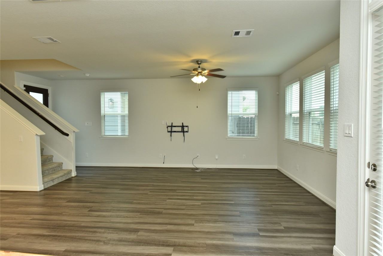 9907 Smokehouse Silo Ln #9907 - Photo 2 of 26