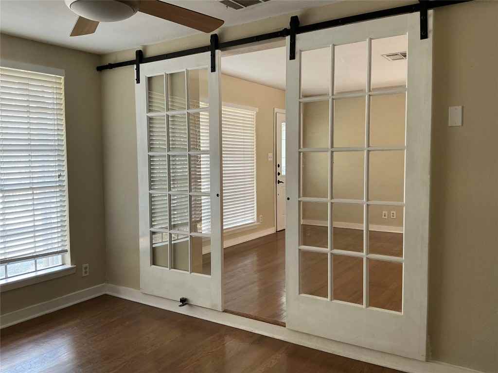 401 Cherry Hill Dr #401 - Photo 5 of 22