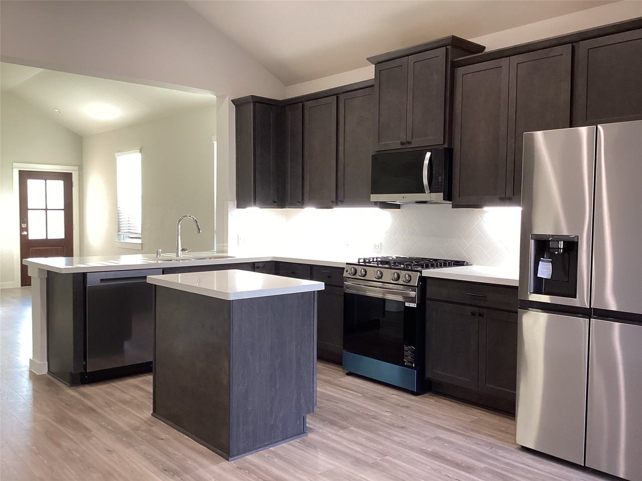 7822 Ruth Ravine Ct #7822 - Photo 7 of 18